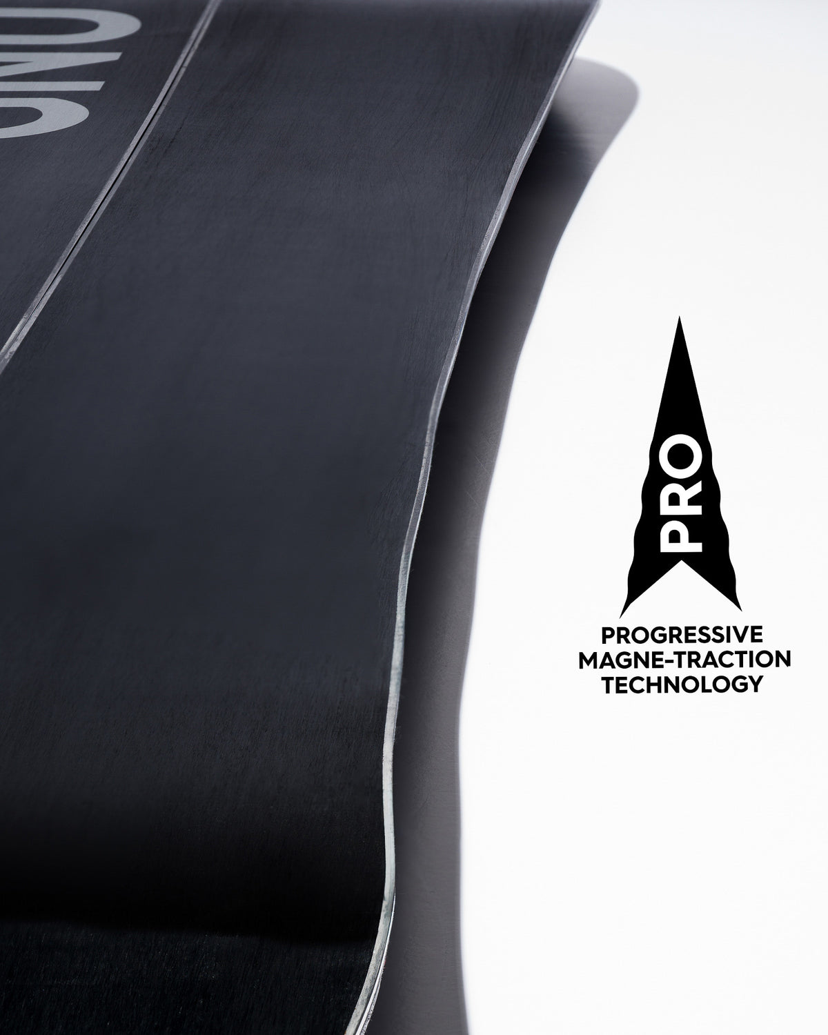GNU Banked Country Splitboard 2026-2027 - Magne Traction edge detail