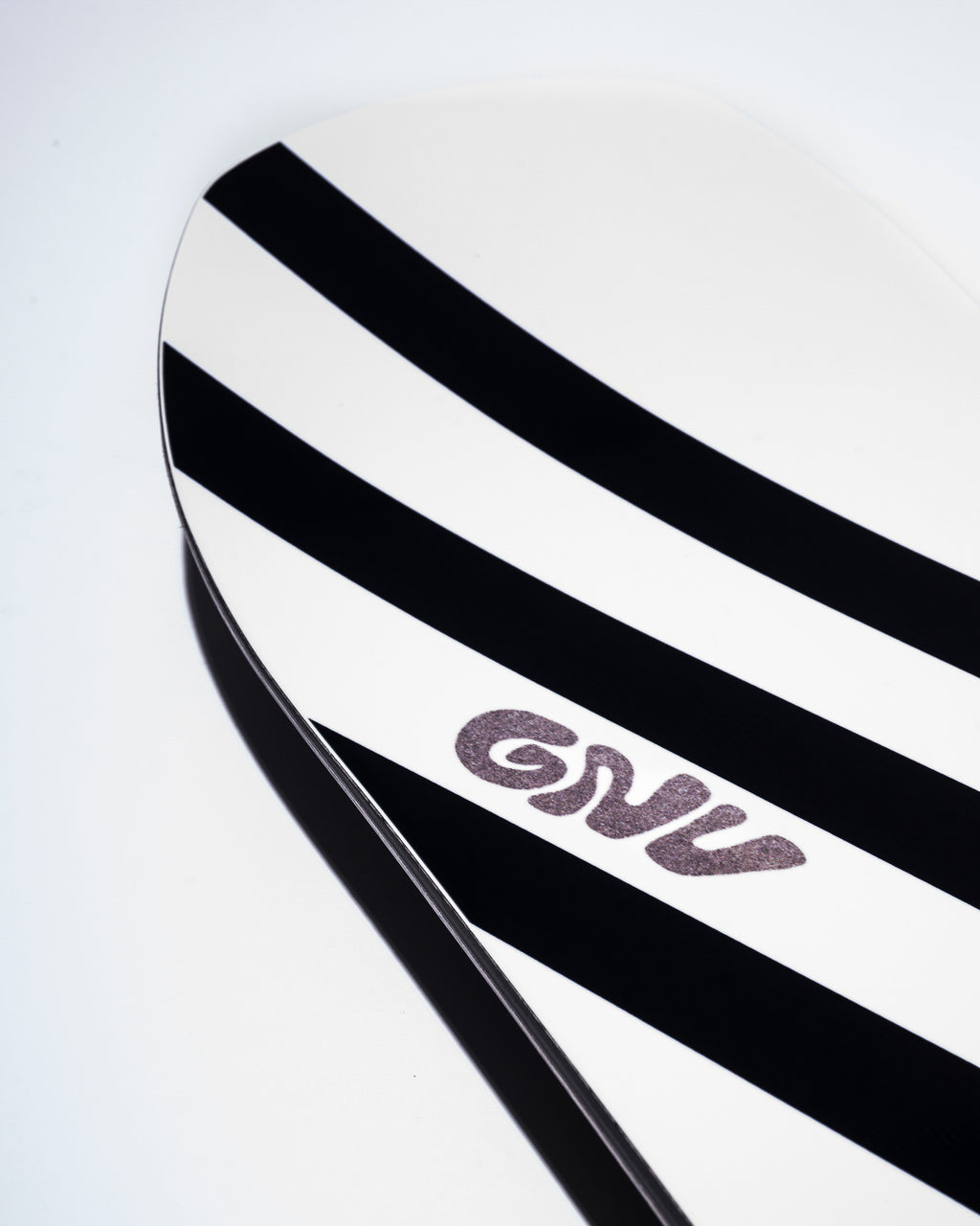 GNU Barrett 2026-2027 snowboard - product photo 5