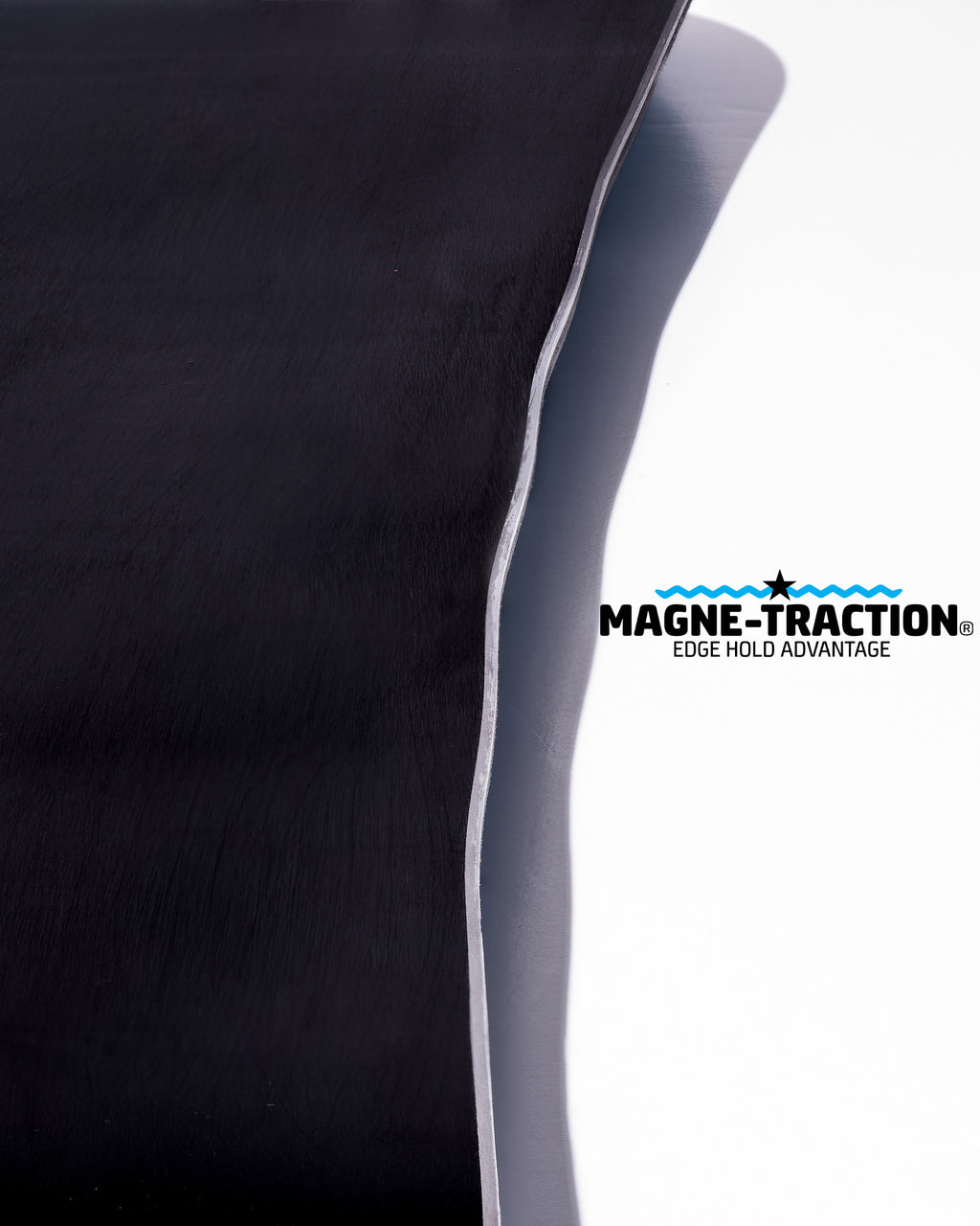 GNU Gremlin 2026-2027 snowboard - Magne Traction edge detail
