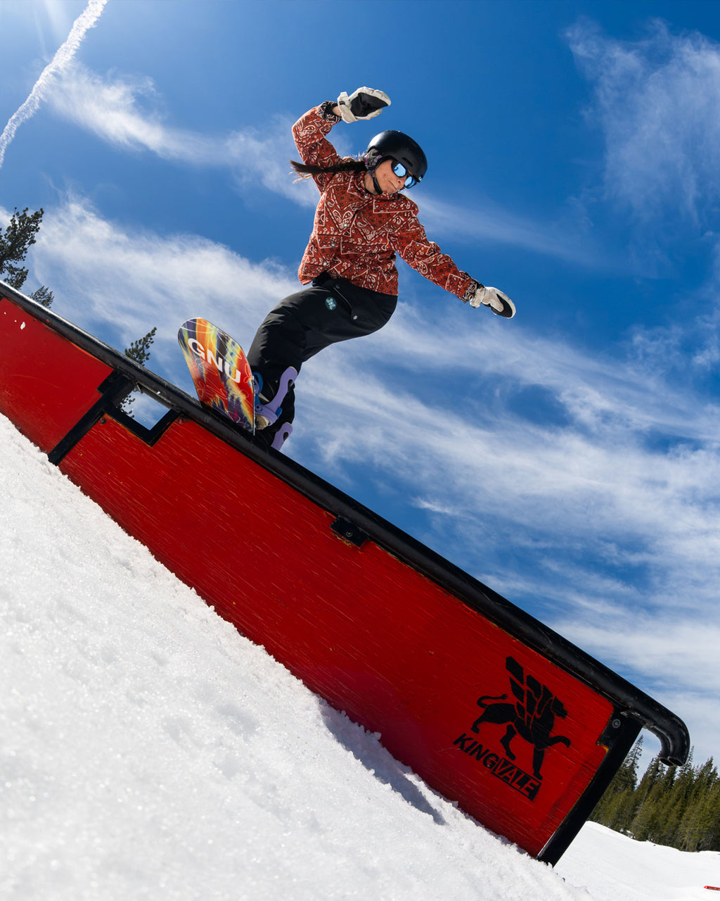 GNU Gloss Women's Snowboard | GNU Snowboards 2026-2027