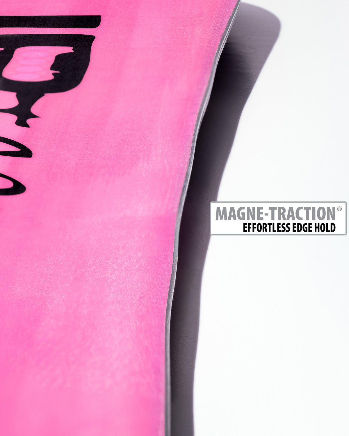 Lib Tech Dynamiss snowboard base close-up showing Magne-Traction serrated edge technology